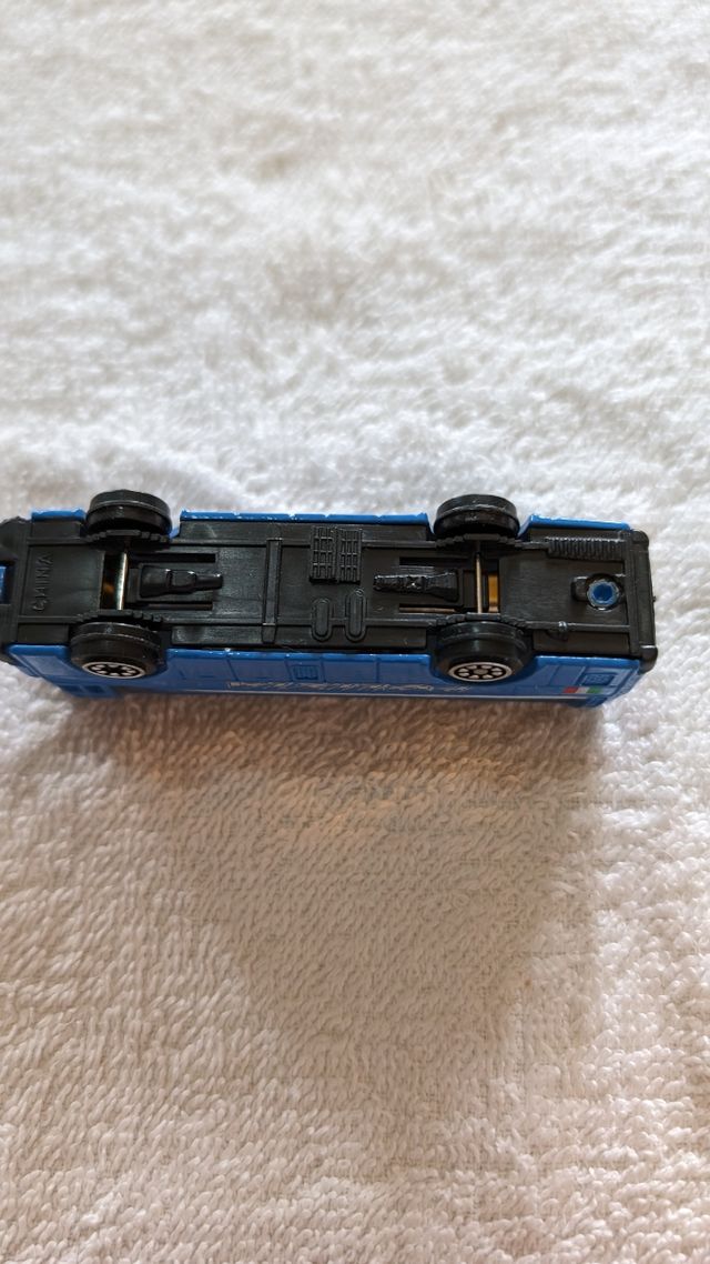 Modellino Pullman Polizia, senza scatola, usato