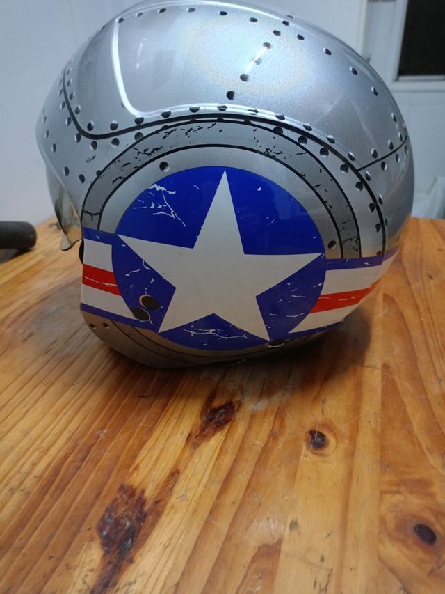 Casco retro jet