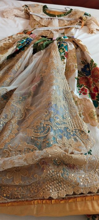 Traje Fallera