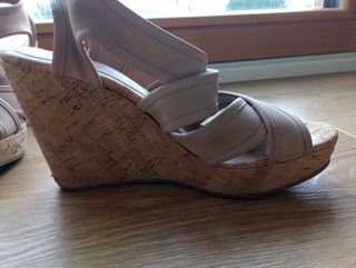 Sandalias Bimba y Lola y Sacha London