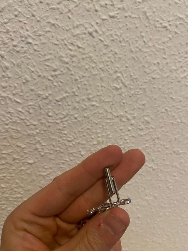 Gemelos con forma de trompeta