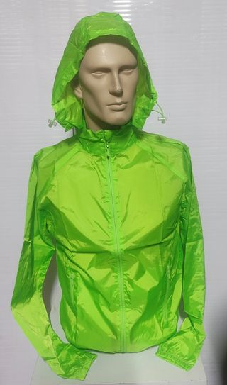Cortavientos en talla  XXL 