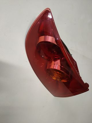 ✅PILOTO TRASERO IZQUIERDO MAZDA 3 4P