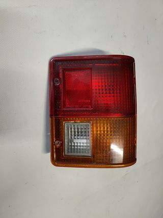 ✅PILOTO TRASERO DERECHO MITSUBISHI PAJER