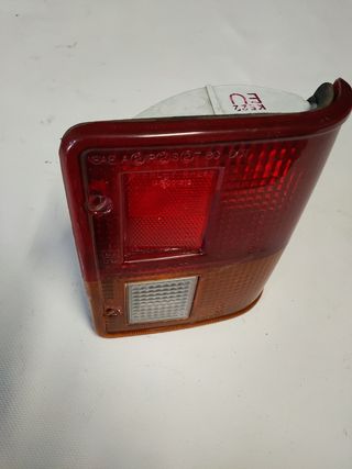 ✅PILOTO TRASERO DERECHO MITSUBISHI PAJER