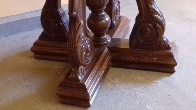 TAVOLO ROTONDO ALLUNGABILE (2) IN LEGNO