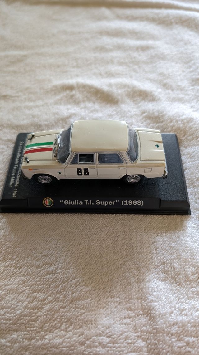 Modellino Auto Giulia T.I. Super 1963, usato