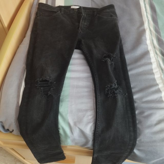 Vaqueros negros hombre