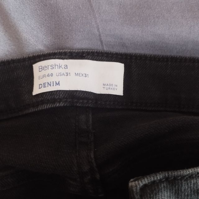 Vaqueros negros hombre