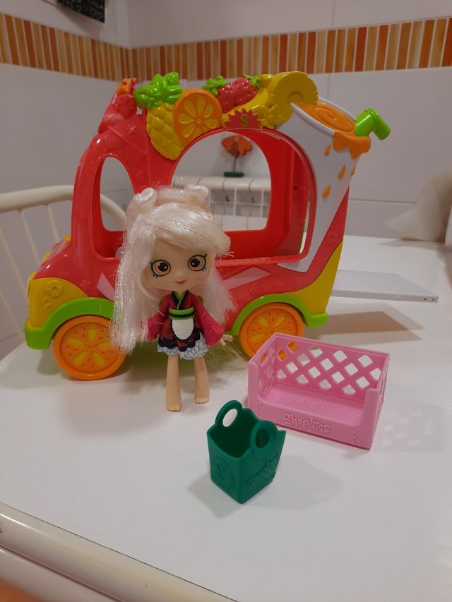 Shopkins ,camion ,muñeca, cestas