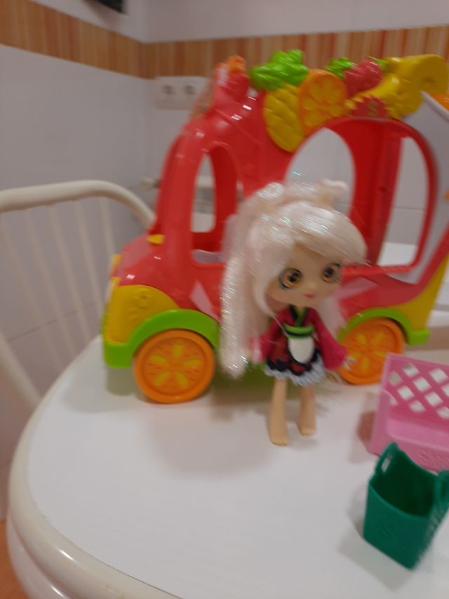 Shopkins ,camion ,muñeca, cestas