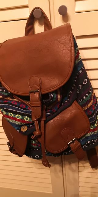 Mochila loneta étnica. Sin usar.