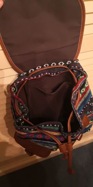 Mochila loneta étnica. Sin usar.