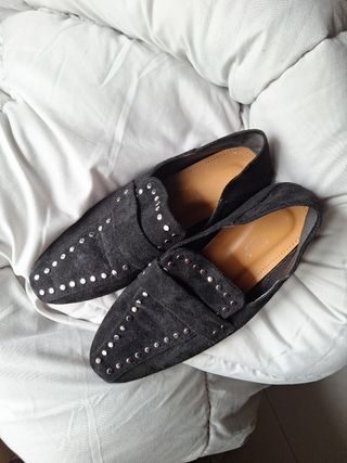 Zapatos tachuelas