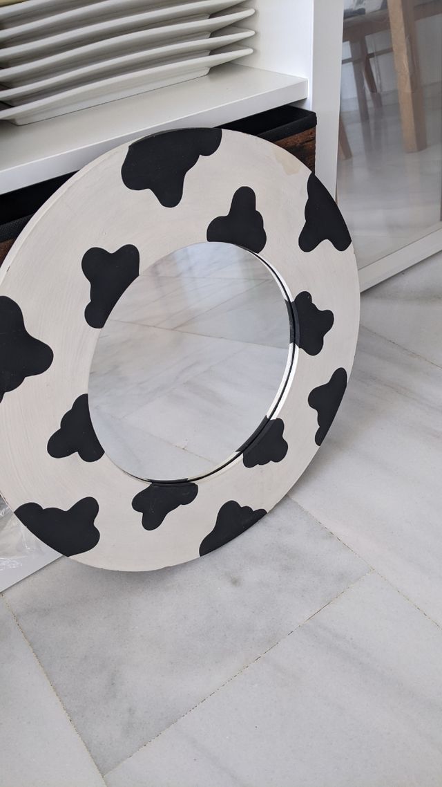 Espejo redondo decoración de madera