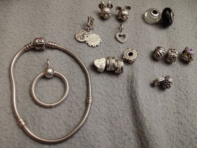 Charms pandora