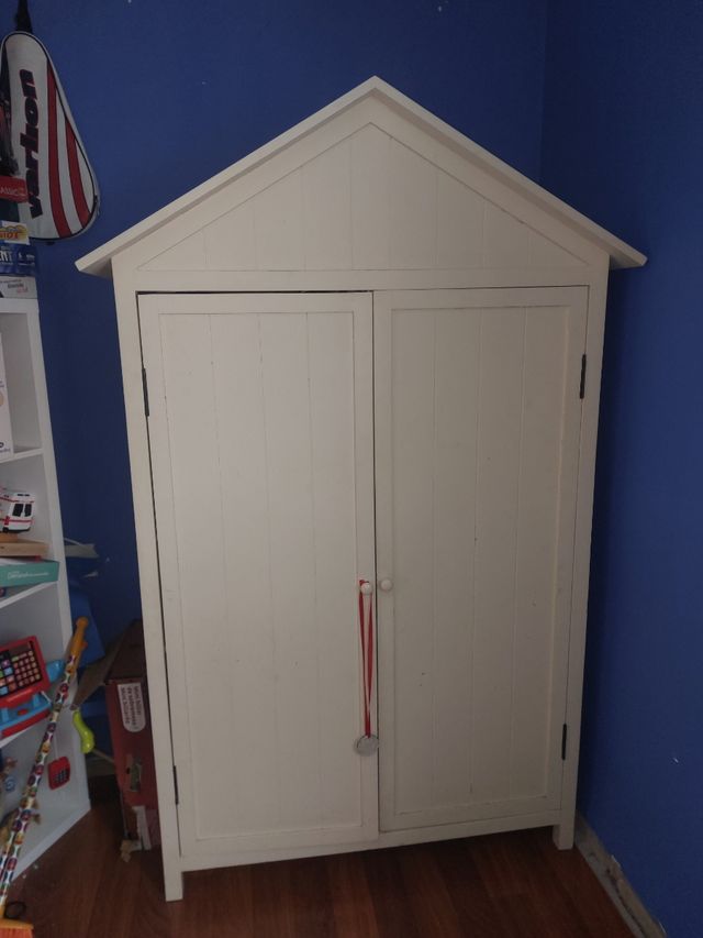 Armario infantil con cajonera