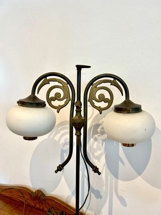 Lampada da tavolo