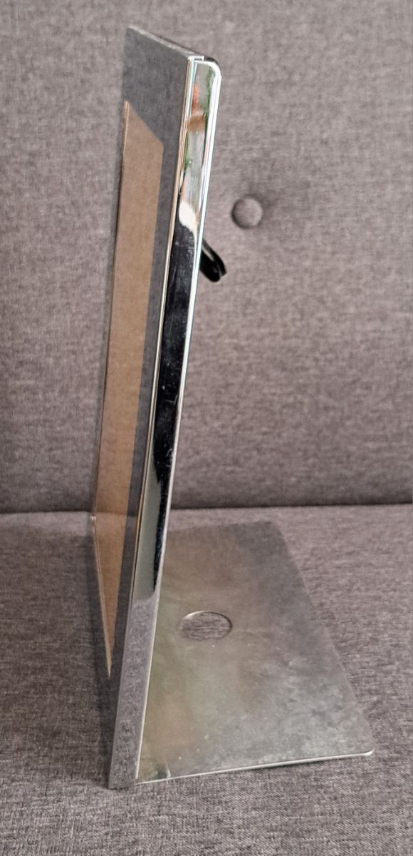 Supporto per telaio in metallo