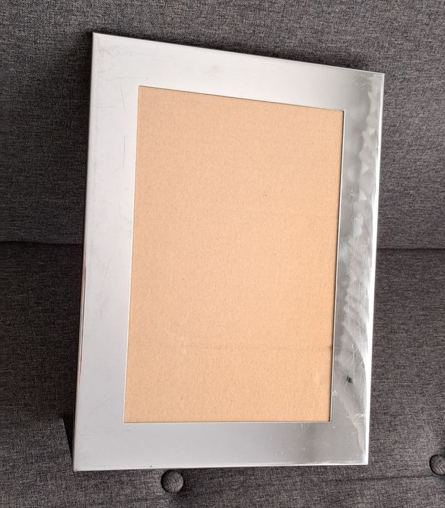 Supporto per telaio in metallo