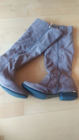 Botas altas de piel