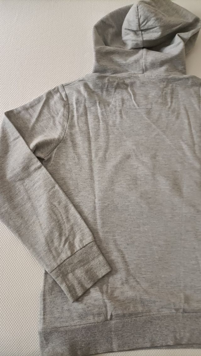 Sudadera con capucha