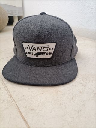 Gorra Vans Gris