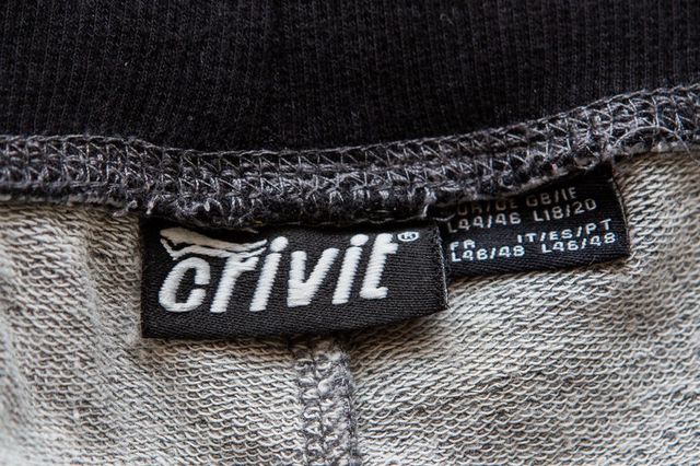 Pantalón corto de chándal gris de Crivit