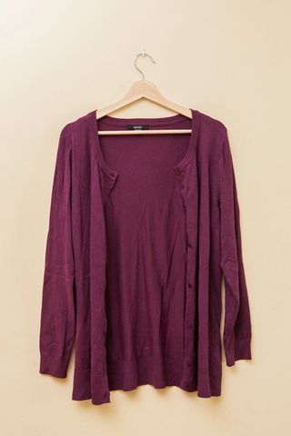 Rebeca cárdigan de color morado de Esmara