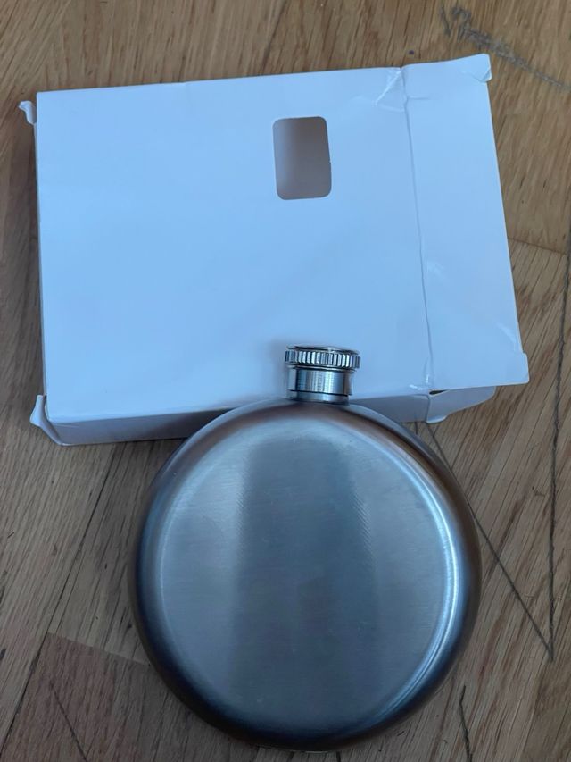 Botella para vino o perfumes o aceites