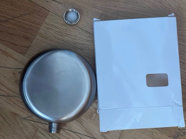 Botella para vino o perfumes o aceites