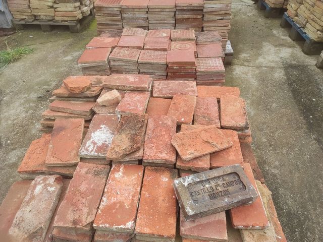 Balsosas y ladrillos