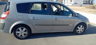 Renault Grand Scenic 2005