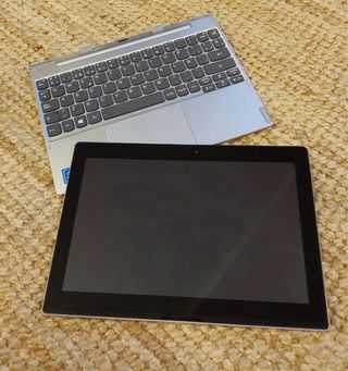 Ordenador portatil/tablet LENOVO 