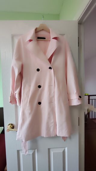 Gabardina rosa zara