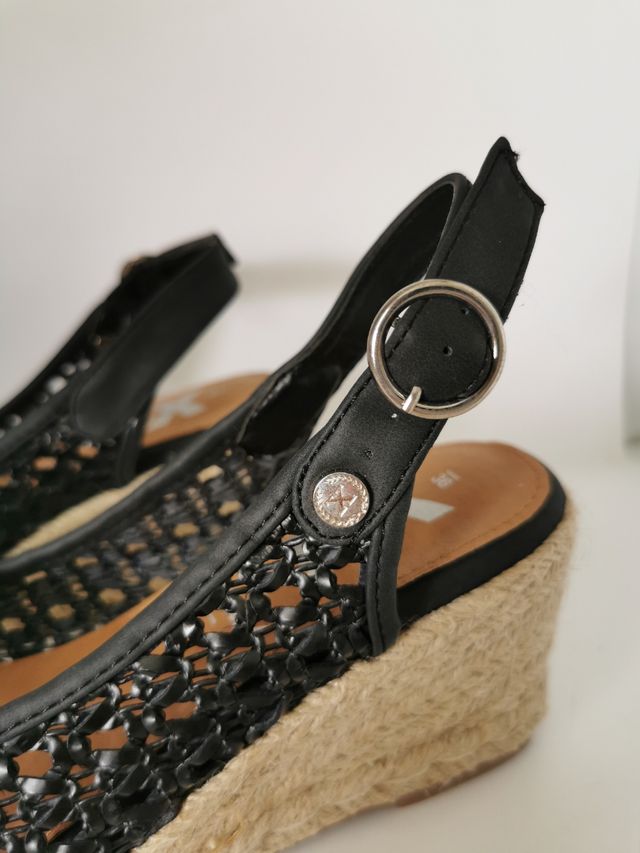 Cuñas de chica N°36 de XTI nuevas.