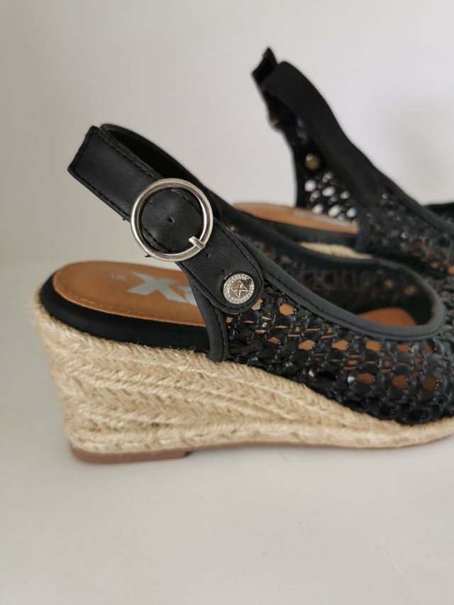 Cuñas de chica N°36 de XTI nuevas.