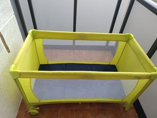 Cuna de viaje A salvo baby y colchón