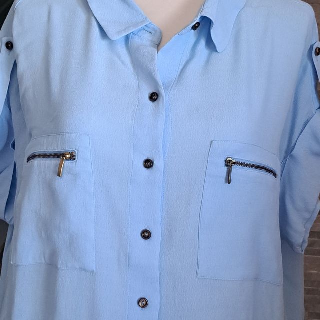 Camisa bolsos cremallera de Adolfo Domínguez