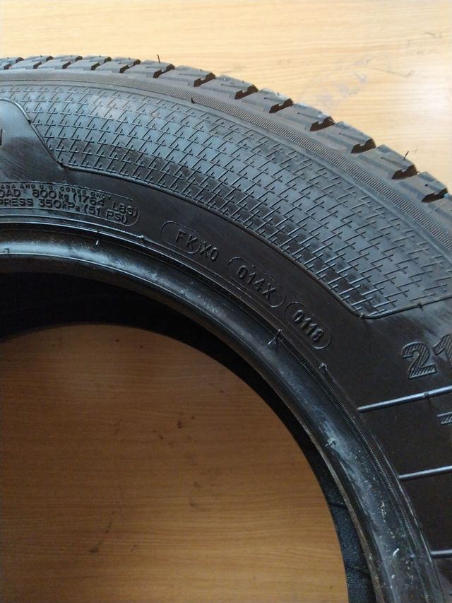 Neumáticos 215/70/R16