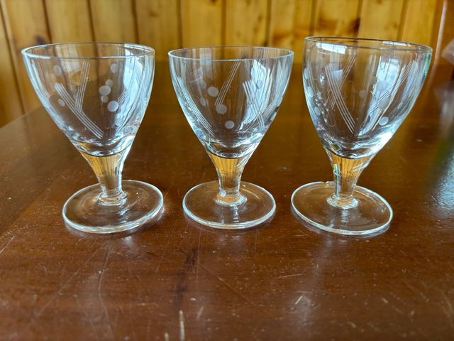 Set di 3 bicchieri da amaro nuovi