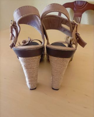 Sandalias tacón talla 40