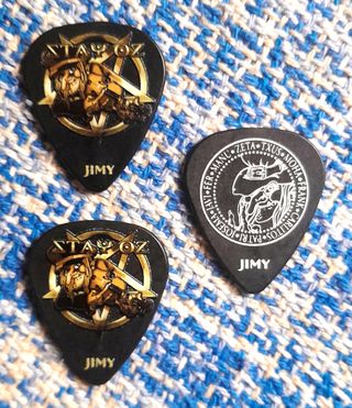 Púas y baqueta Mago de Oz, Runa llena y Kabrones.