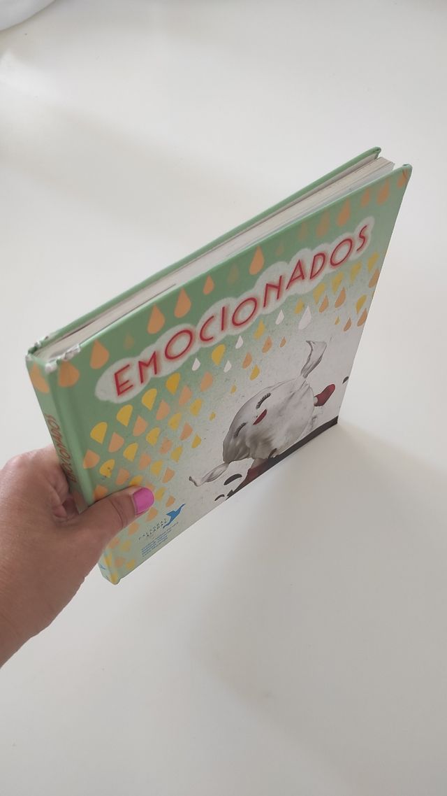 Libro Emocionados