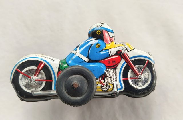 Juguete antiguo motorista