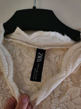 Blusa encaje blanco Zara, M.
