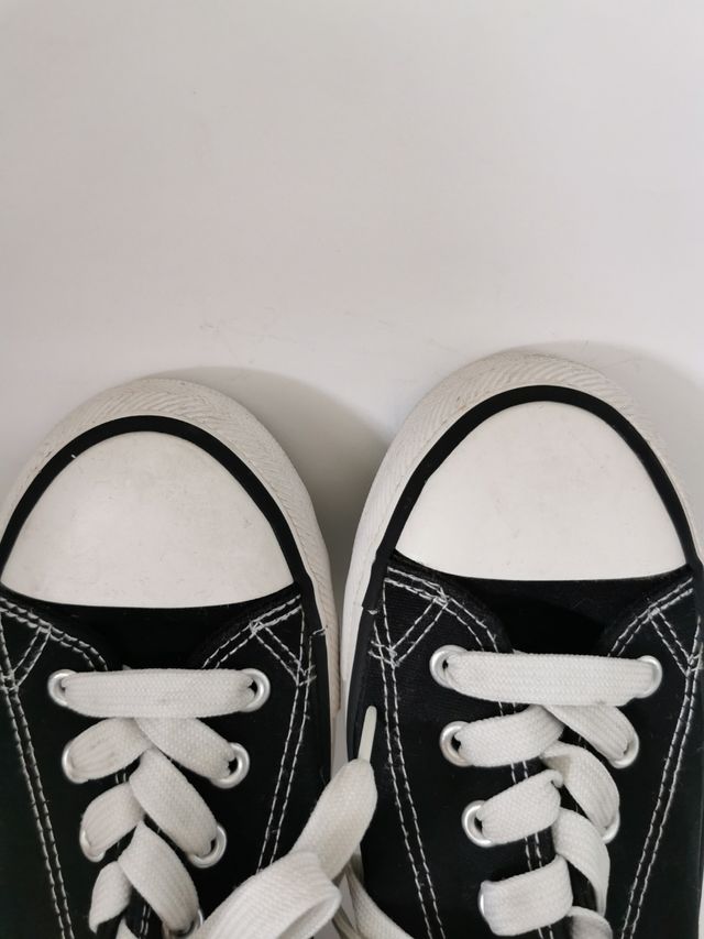 Zapatillas de loneta N°37 de Primark.