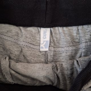 Pantaloncini bimbo 11/12 anni