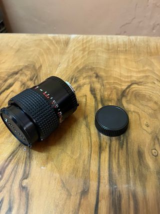 Camara Minolta y objetivo SamYang