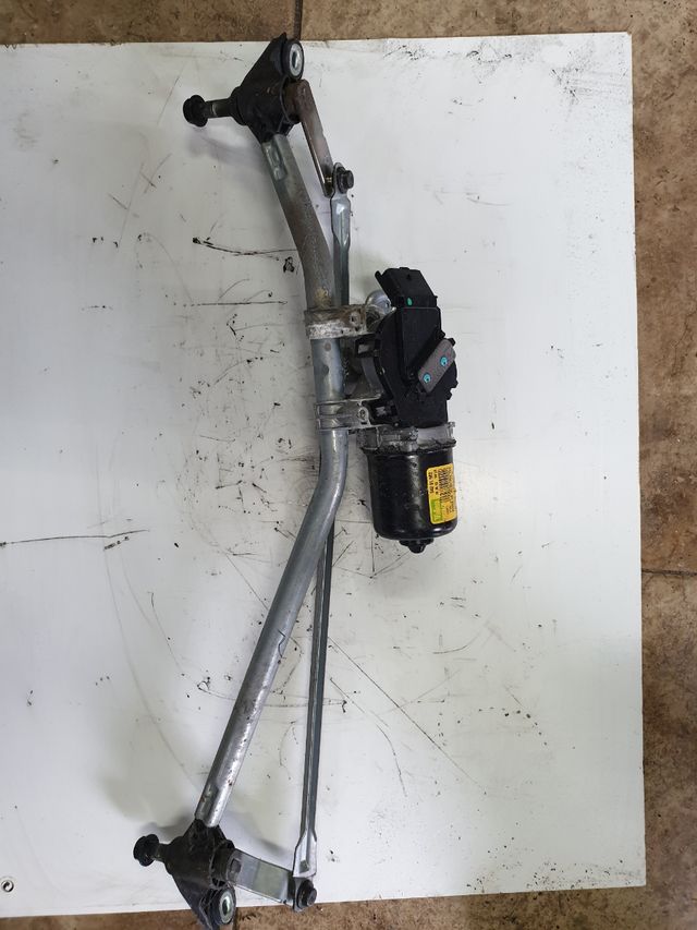 Motor limpia cristales Renault kangoo